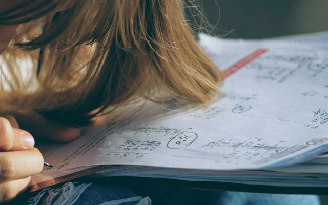 Examen dans le secondaire