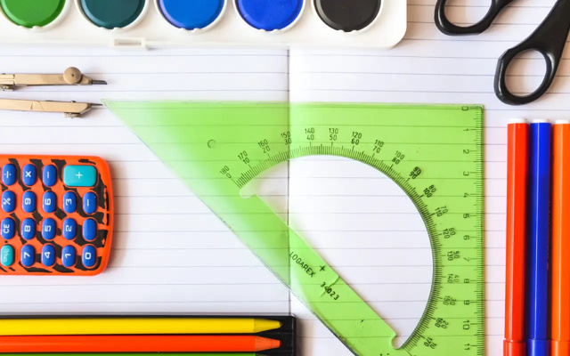 Matériel scolaire pour la géométrie