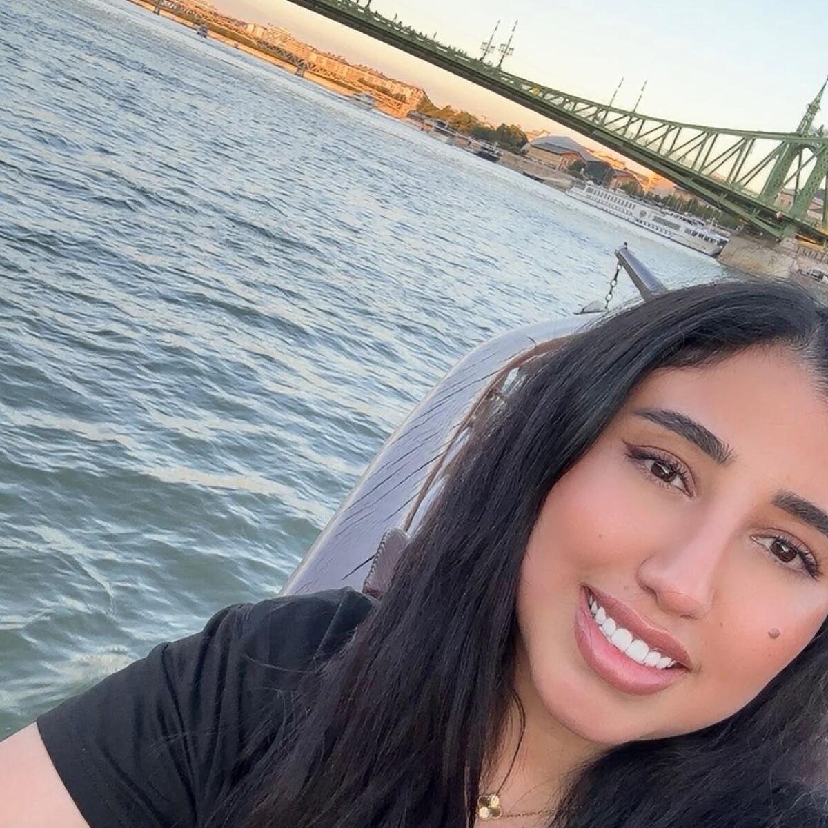 photo profil de Loubna
