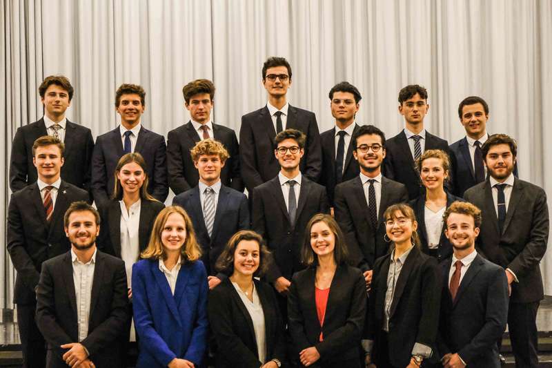 HEC-Junior-Conseil-team