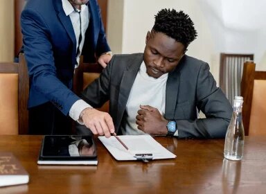 Comment devenir clerc de notaire ?