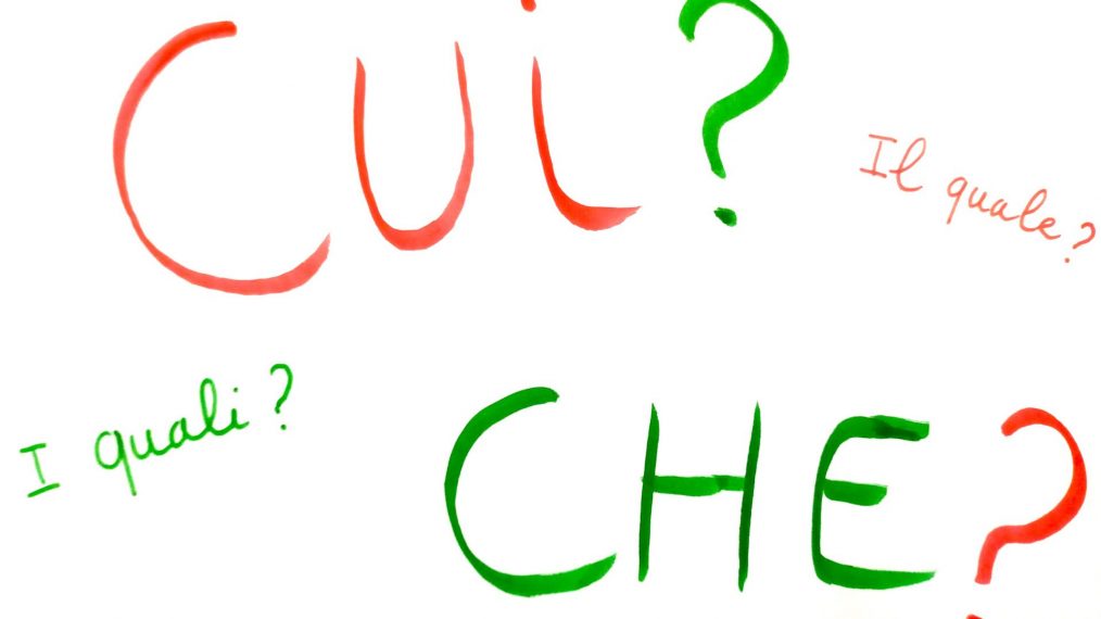 pronoms relatifs italiens cui, che, i quali, il quale sur fond blanc