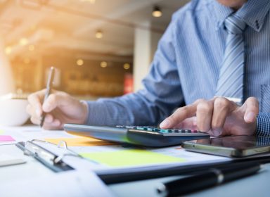 Gestionnaire de paie : entre ressources humaines et comptabilité