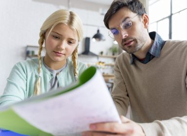 Avoir de mauvaises appréciations scolaires : comment réagir ?