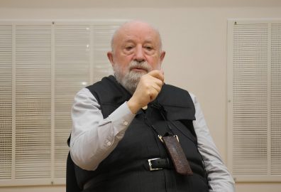 Michel Butor : portrait d’un écrivain et artiste éclectique 